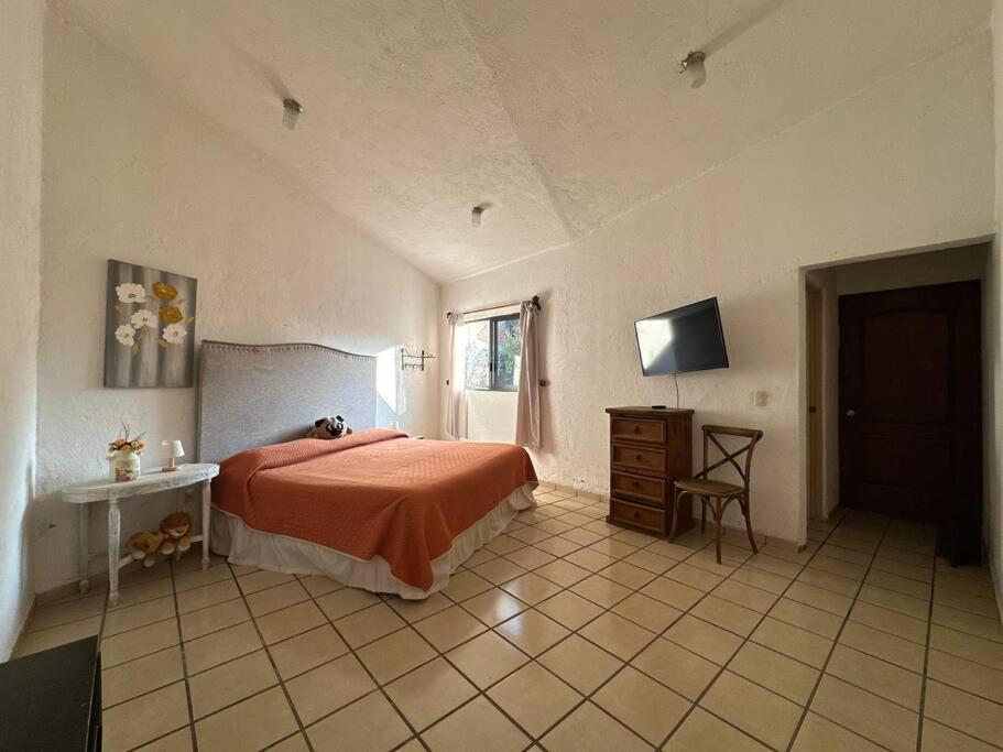Villa de los abuelos, Burgos Cuernavaca