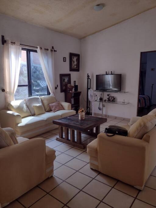 Villa de los abuelos, Burgos Cuernavaca