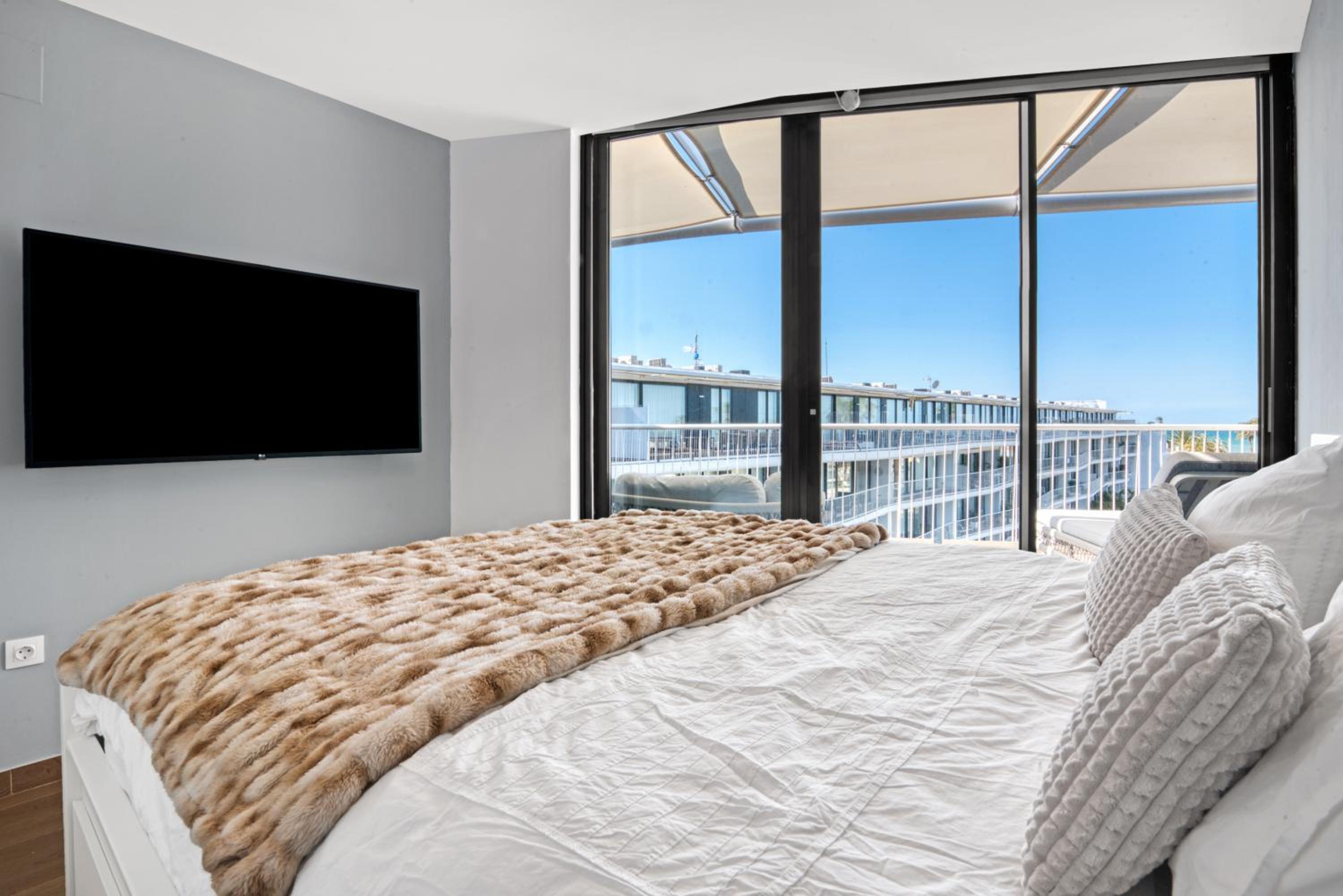 Denia Beach penthouse met zeezicht aan het strand