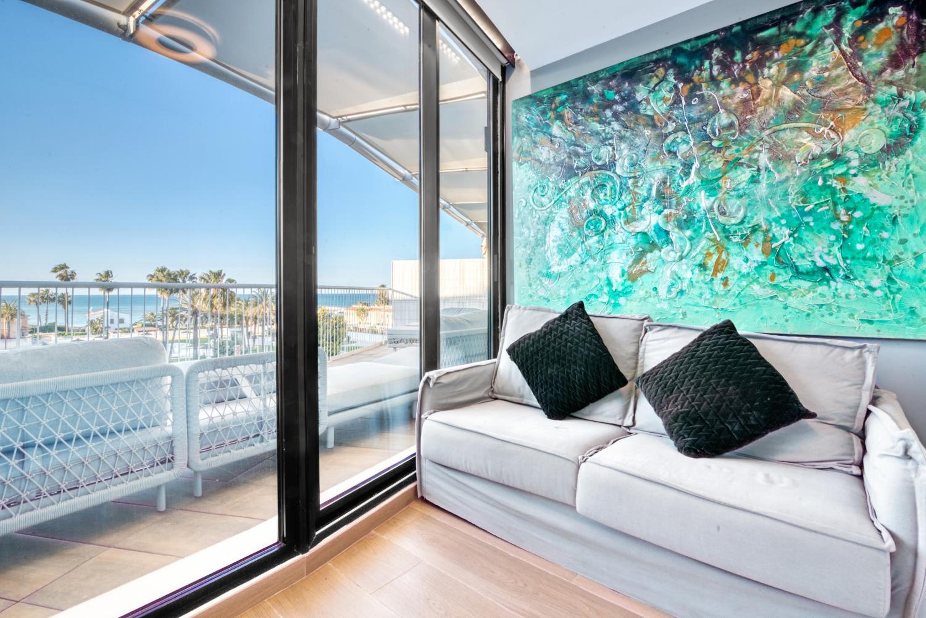Denia Beach penthouse met zeezicht aan het strand