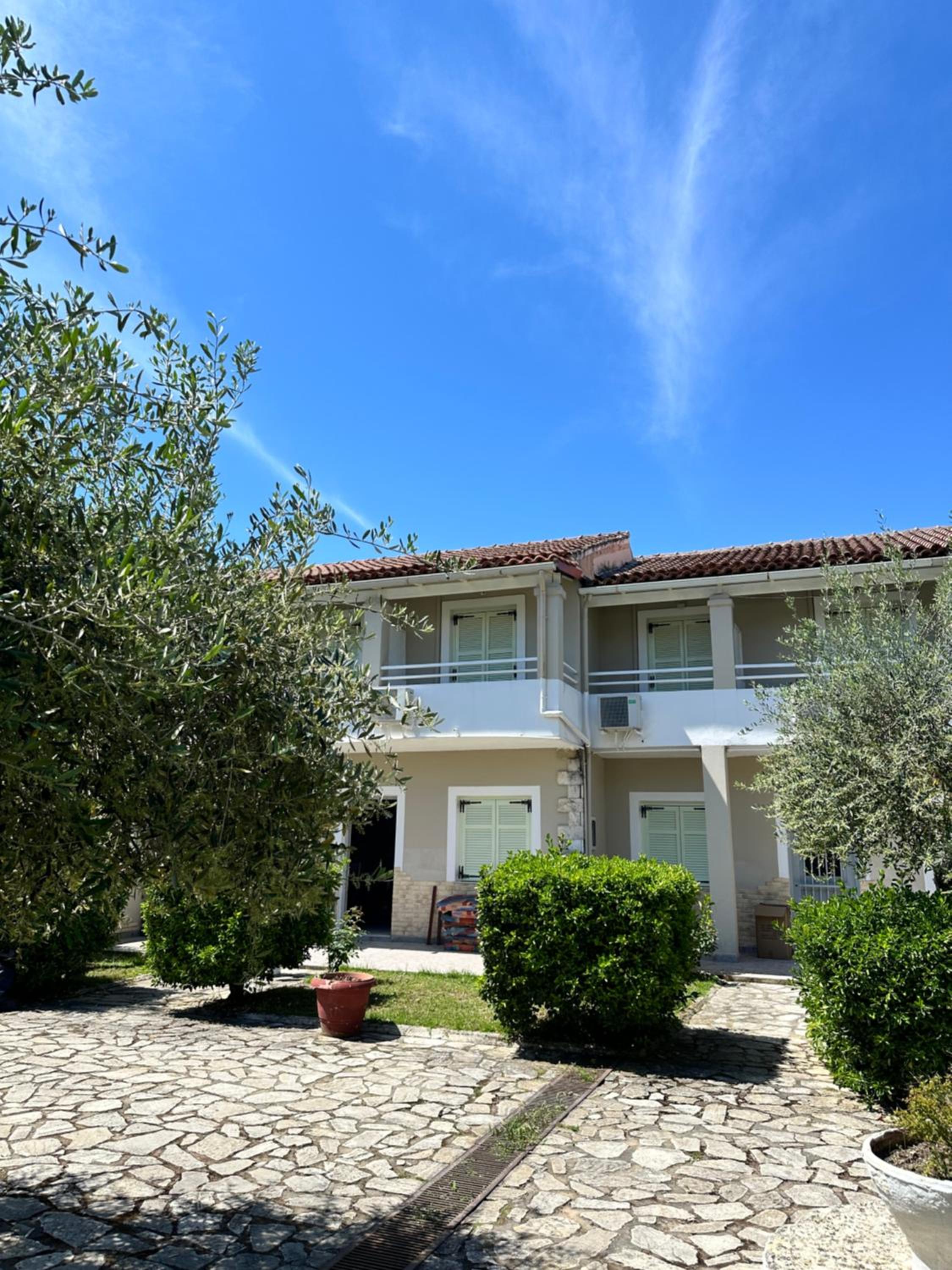Hotel Alexandros Studios Apartments - Image 1