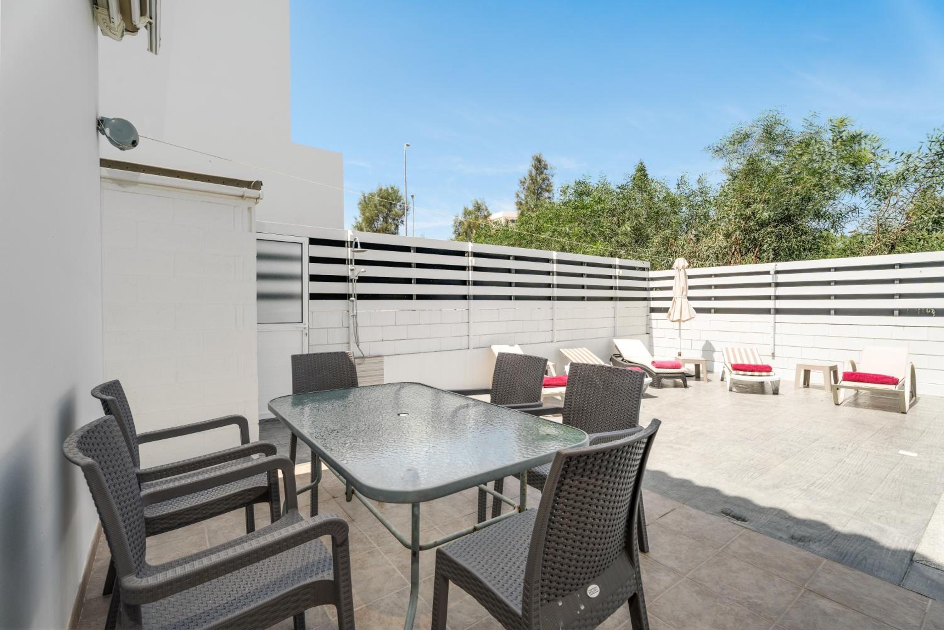 Villa Thalia Dafni 1