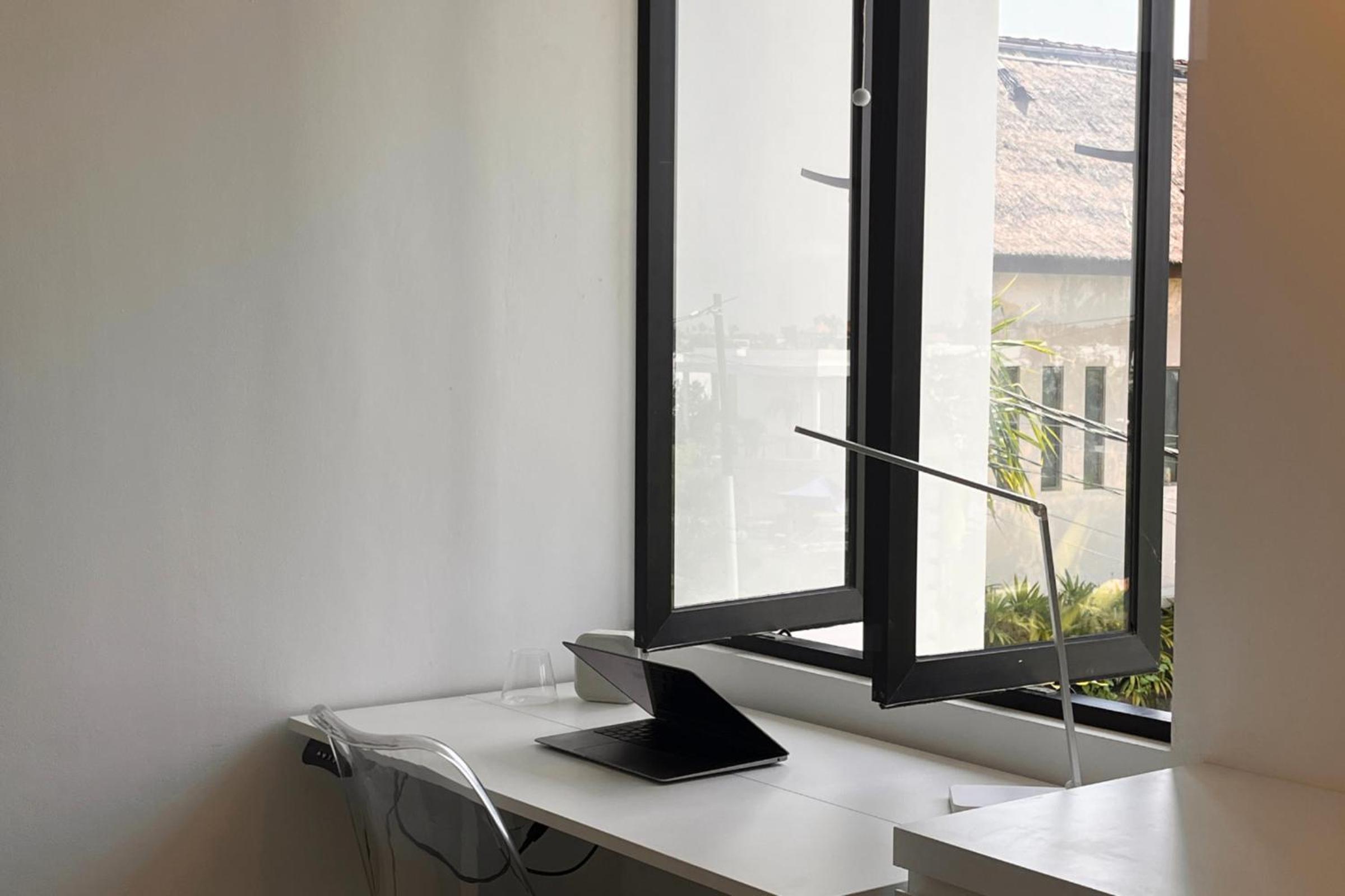 Modern Waveside Apartment No.1 - Image 3