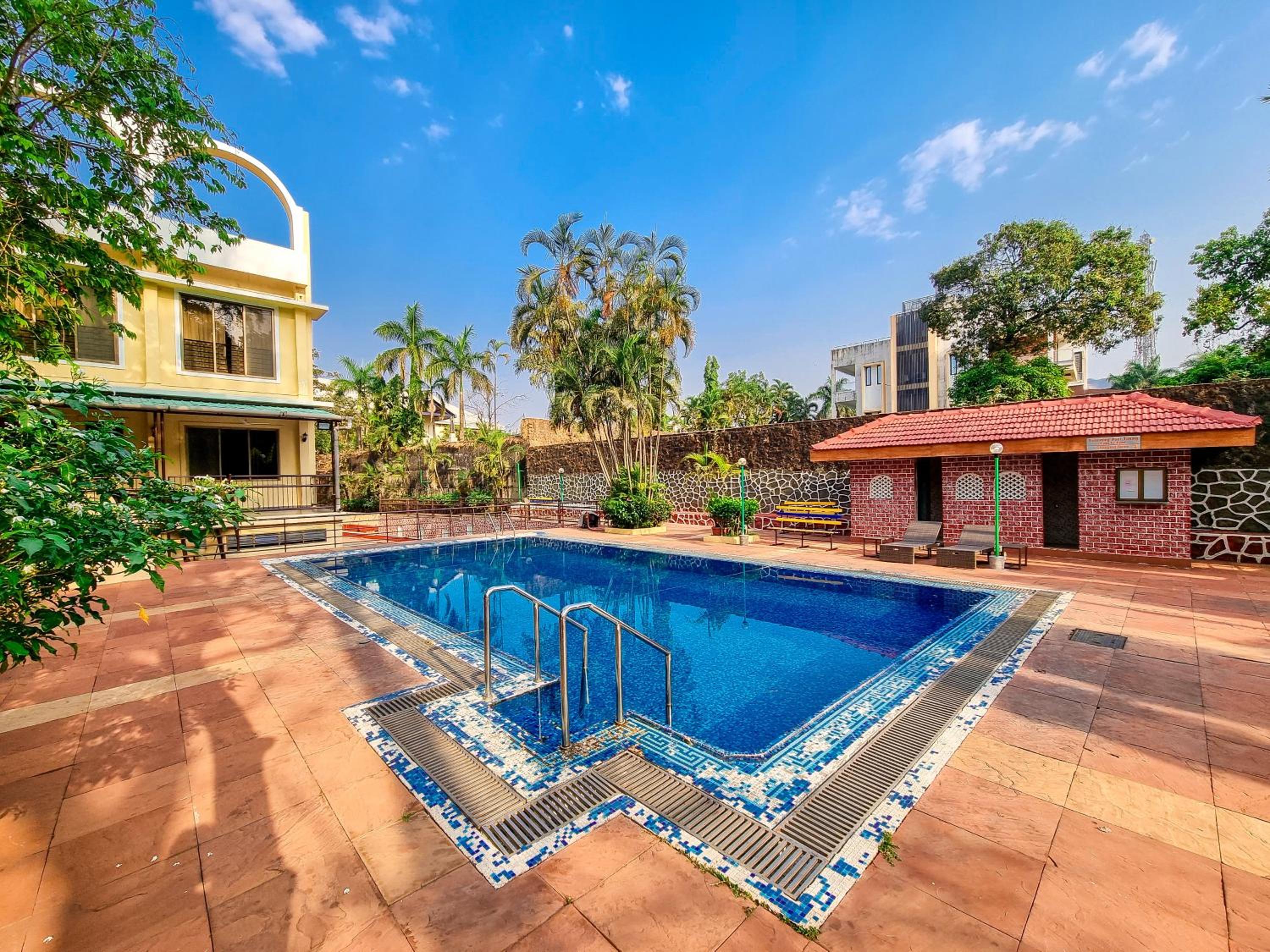 Zaras Resort Khandala