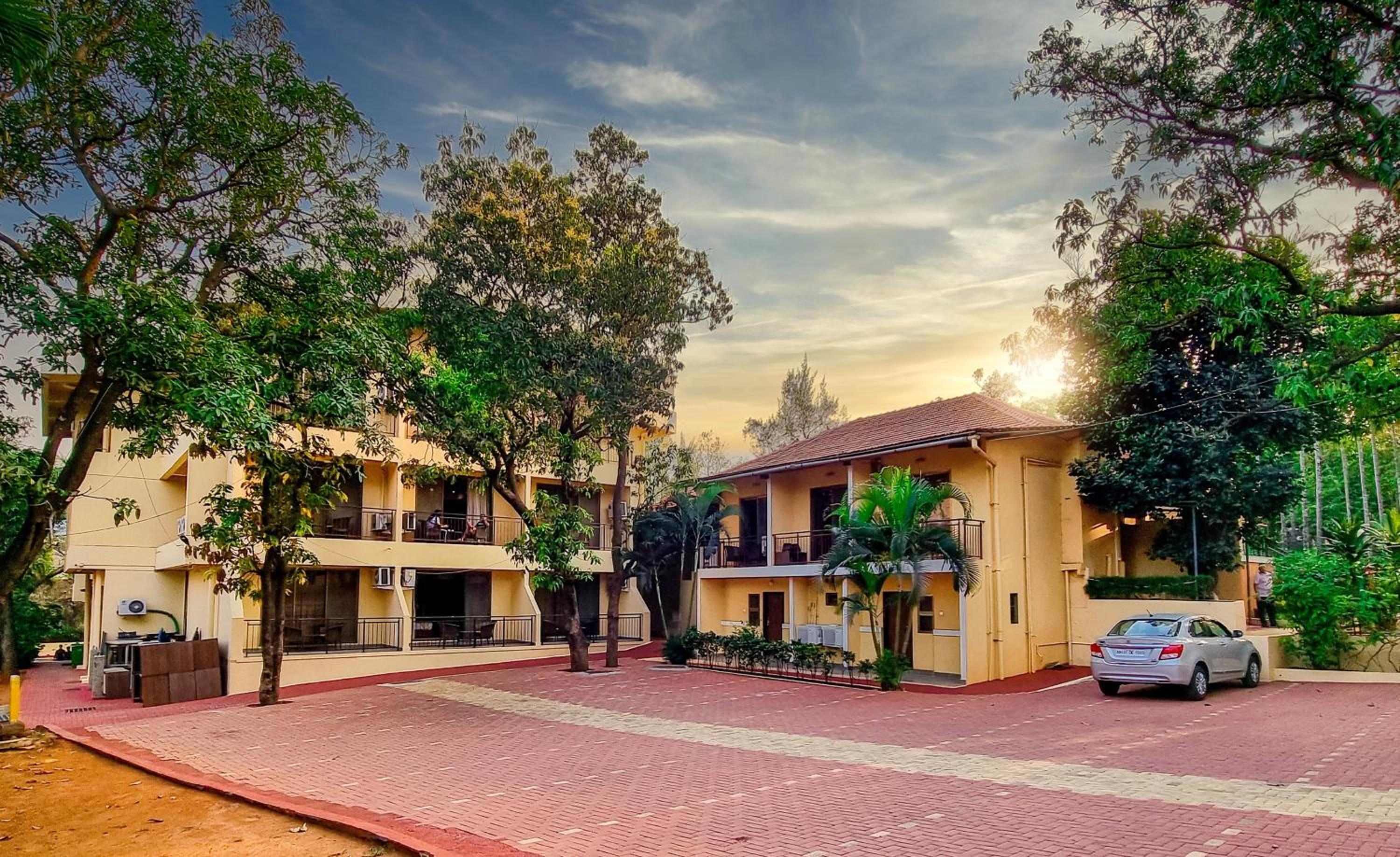 Zaras Resort Khandala