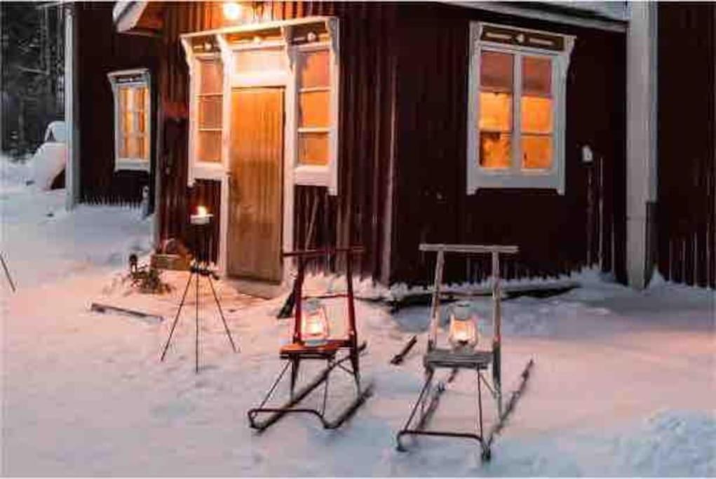 Aurora Lakefront Cottage OTSOLA, 55 km from Rovaniemi