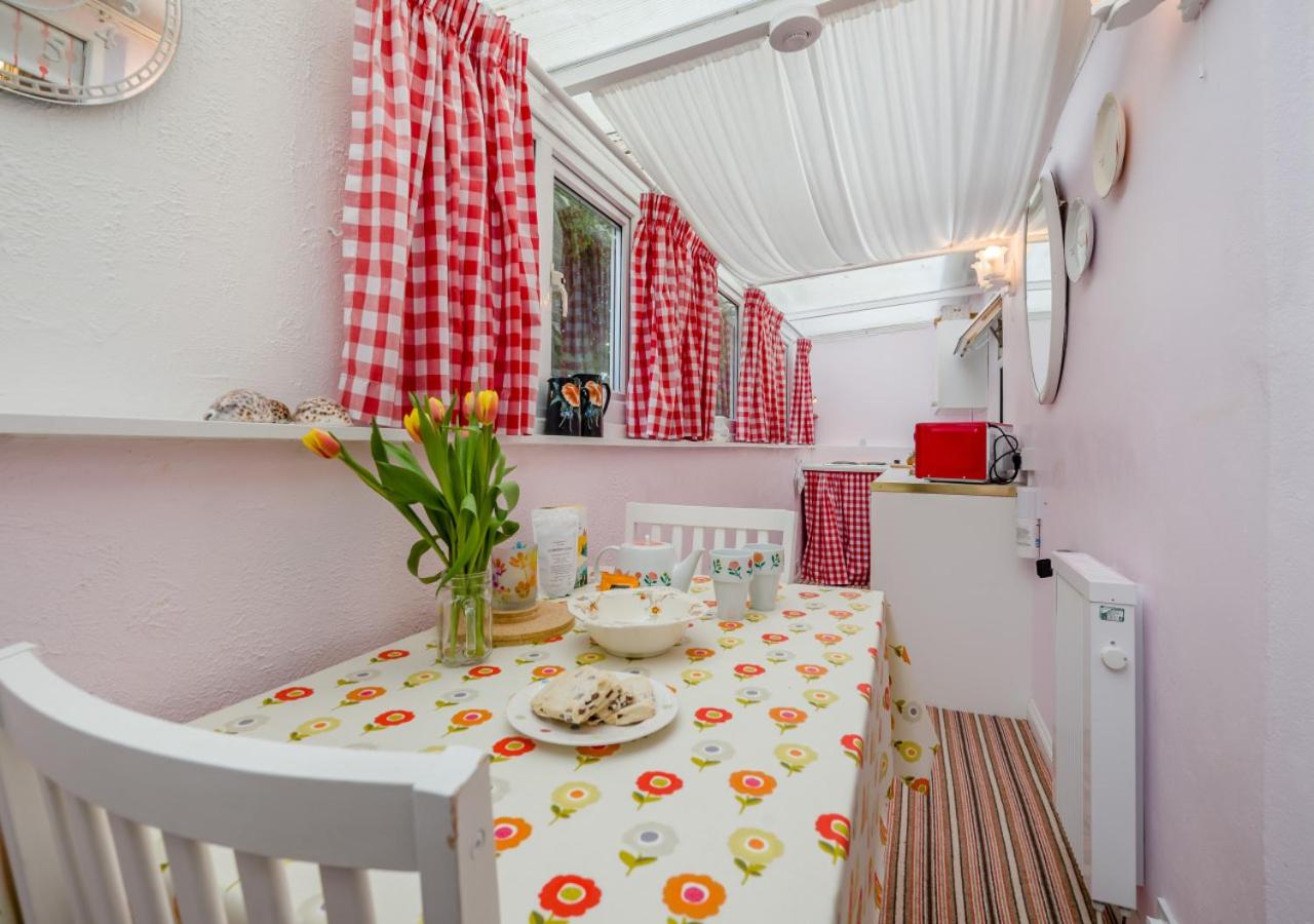 4 Bed in Tintagel oc-trev