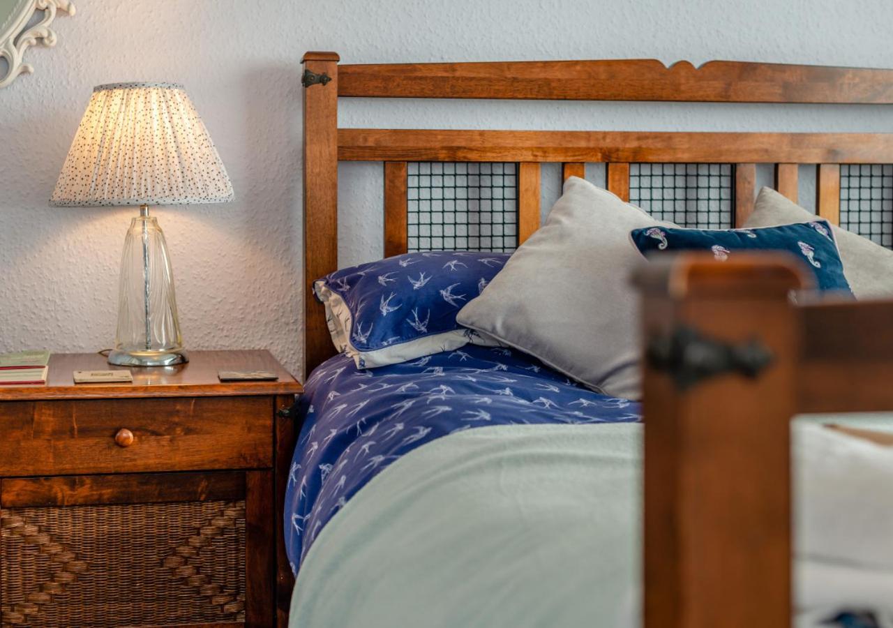 4 Bed in Tintagel oc-trev