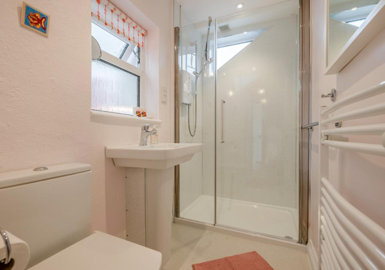 4 Bed in Tintagel oc-trev