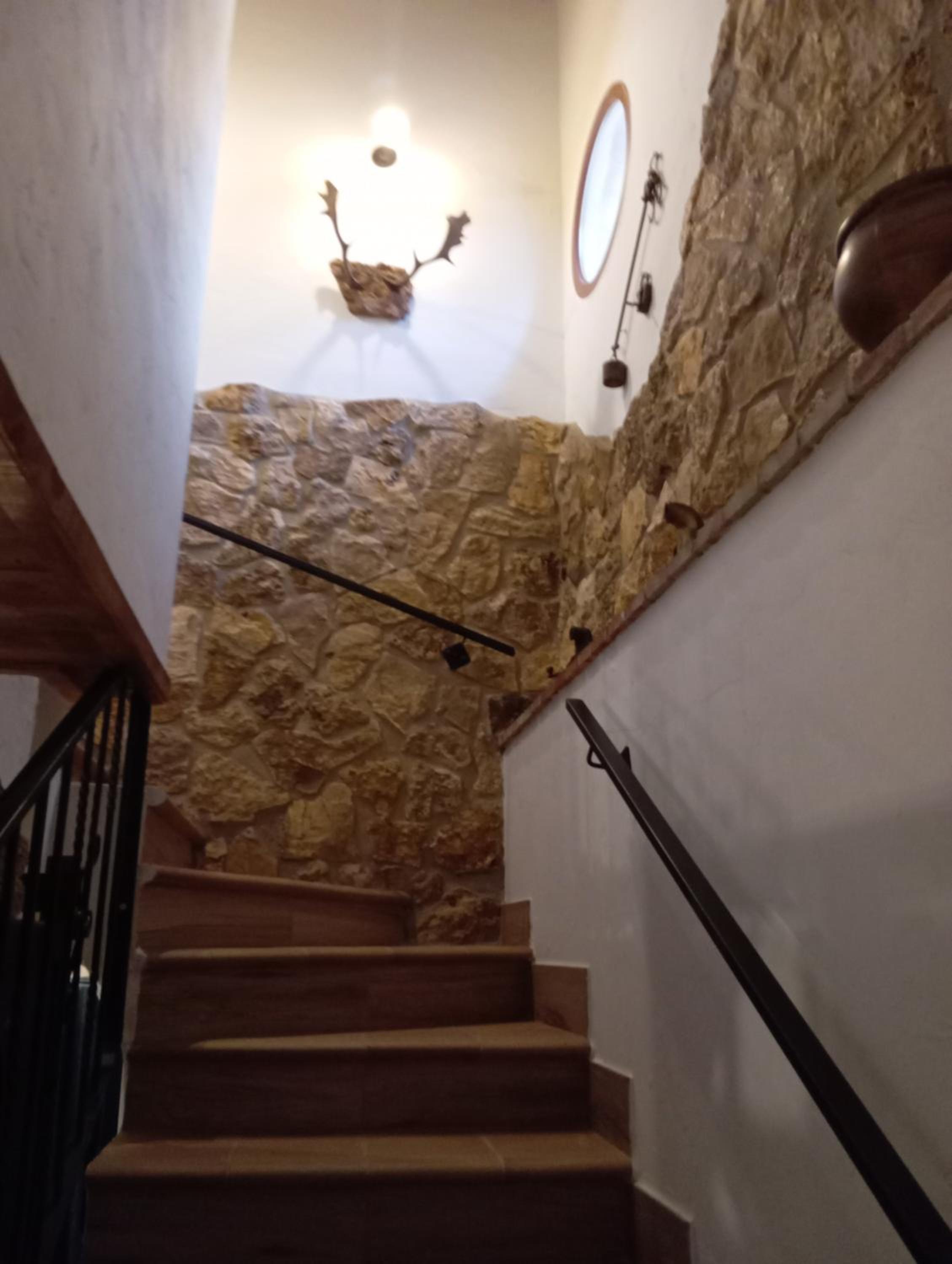 ENTRESIERRAS Apartamentos rurales con chimenea, barbacoa y espacio para eventos