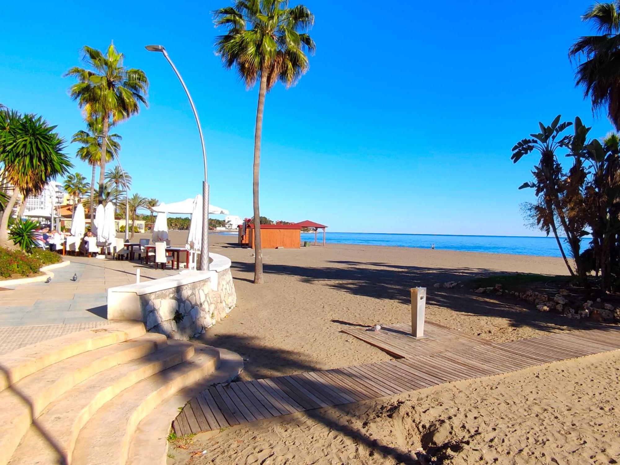 Luxury 2 bedrooms, Private Heated Pool - EHHouse