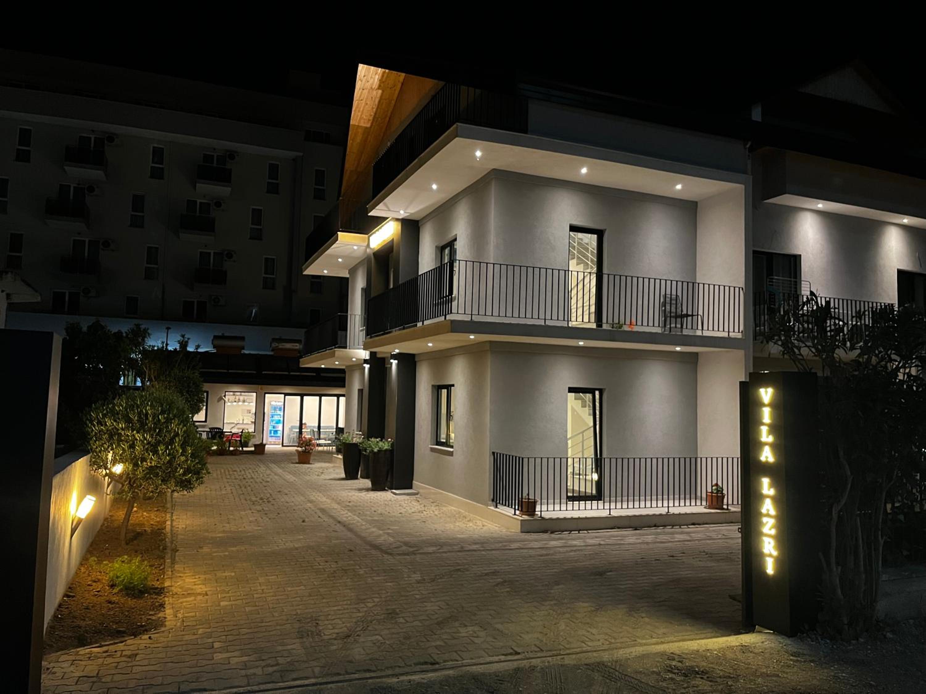 Vila Lazri