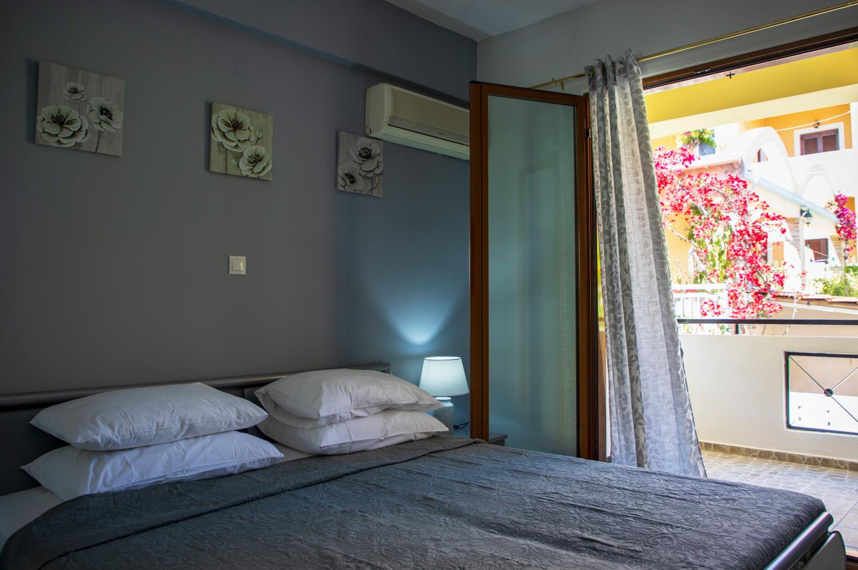Anesis Apartments