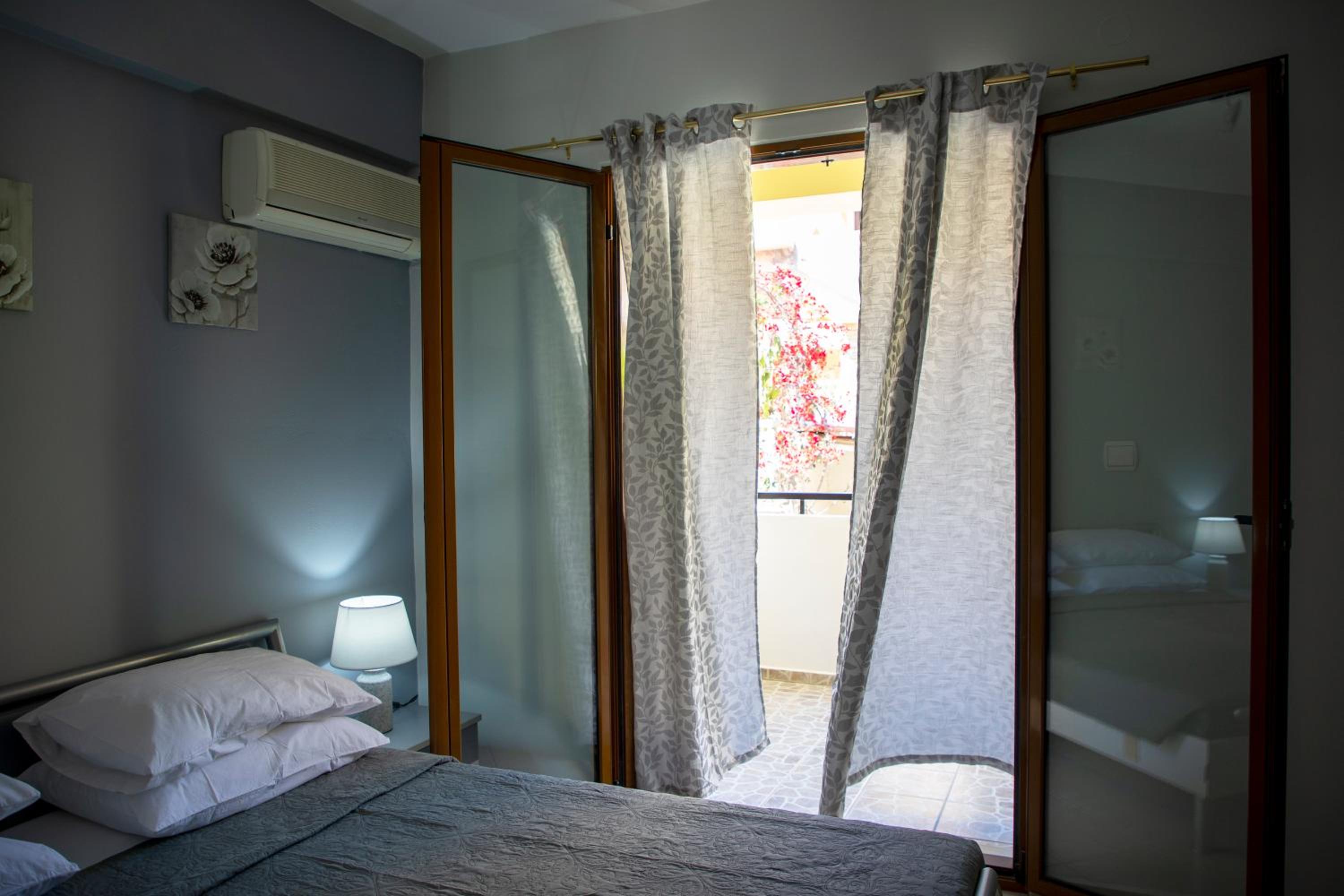 Anesis Apartments