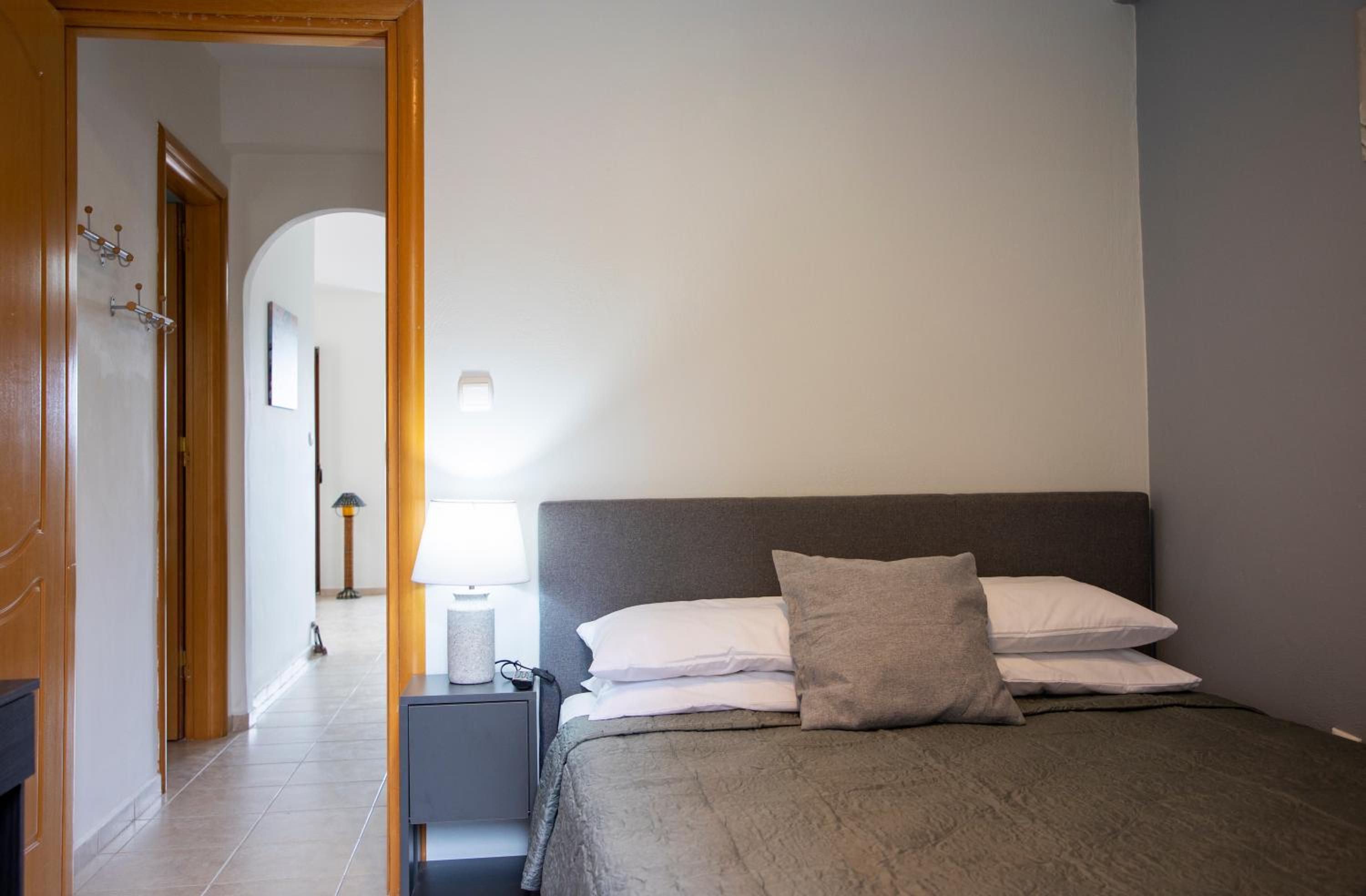 Anesis Apartments