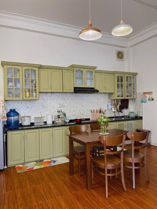 Góc sân và Khoảng trời 2 - Đặng Thái Thân (nguyên căn) view 2