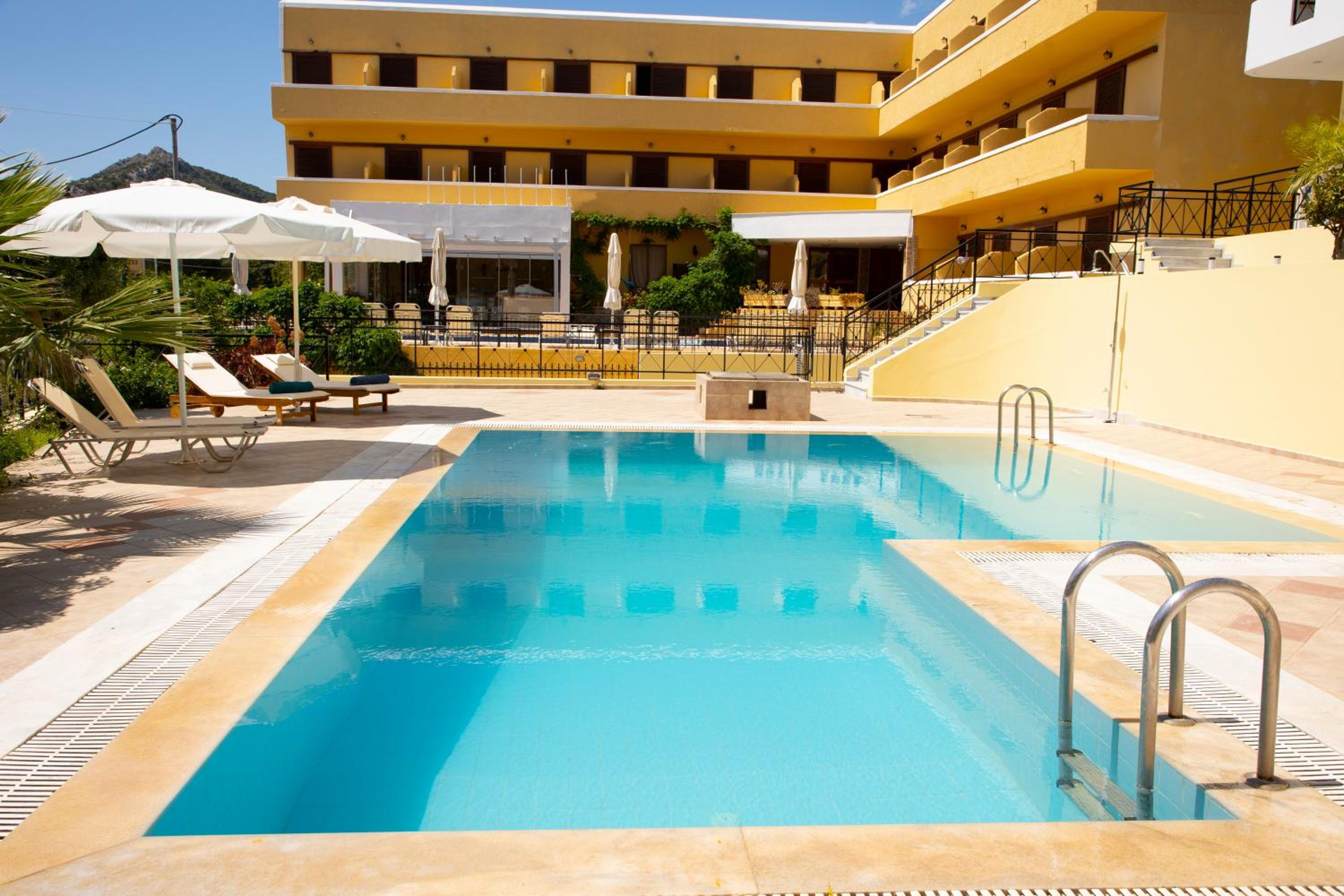Anesis Apartments