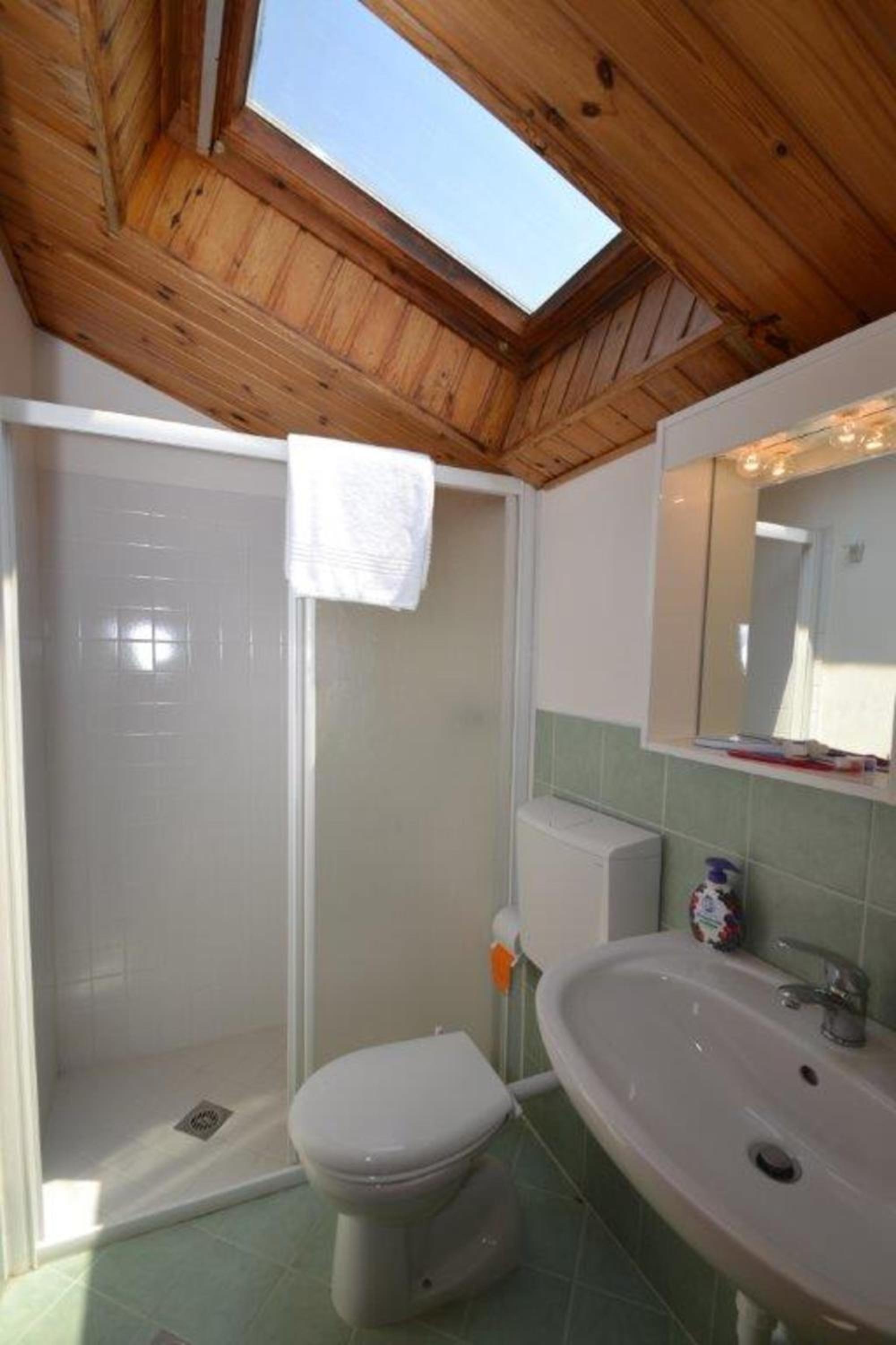 Spacious and bright flat with swimming pool - Beahost view 5
