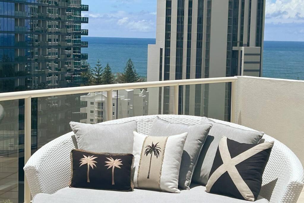 Private Sky Terrace Classic Penthouse 2 Car Parks