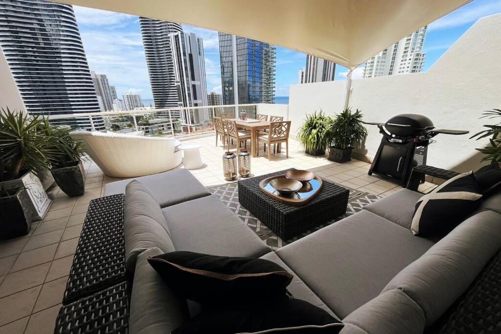 Private Sky Terrace Classic Penthouse 2 Car Parks