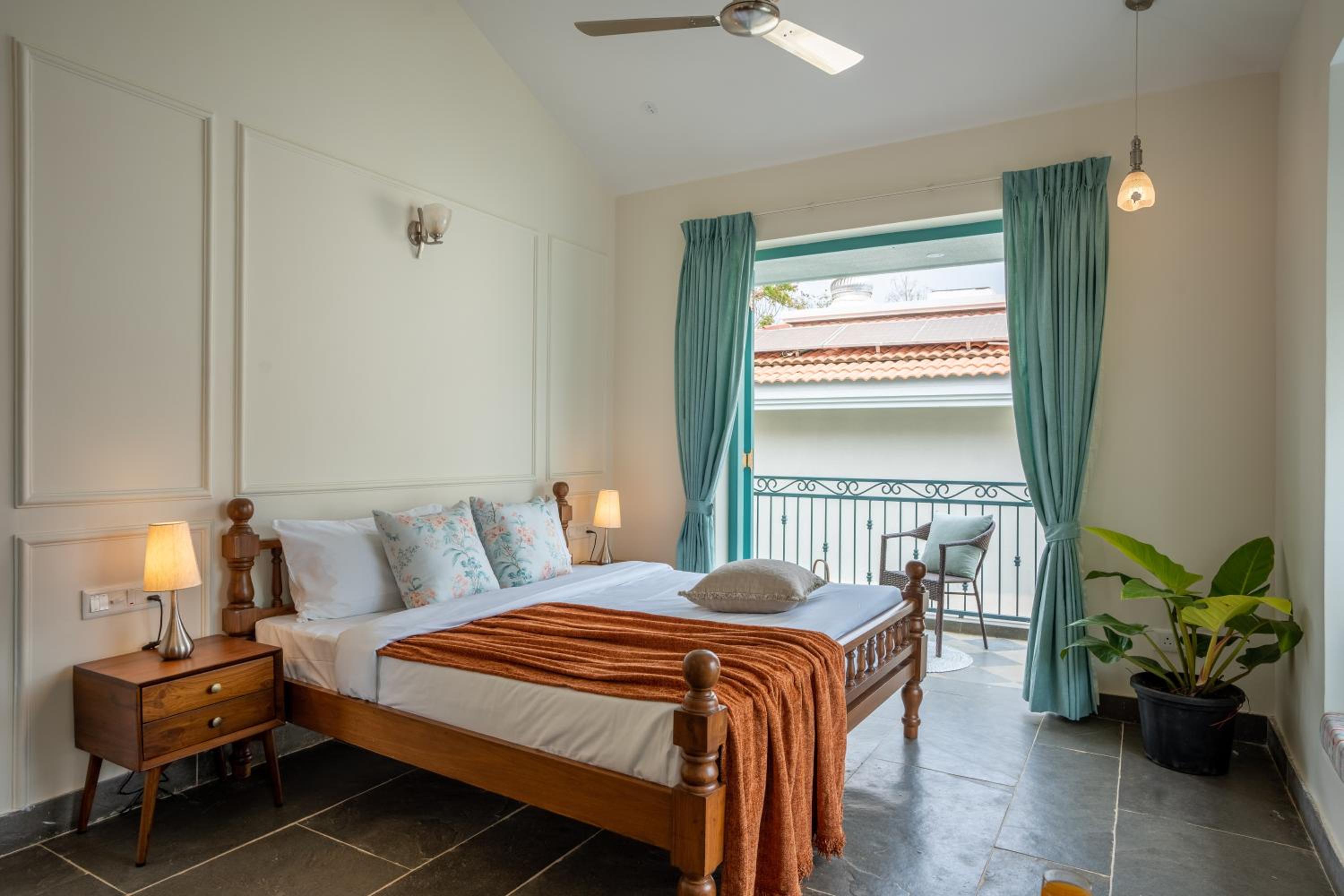ELIVAAS 3 BHK with Pvt Pool & Gazebo - Mier view 5