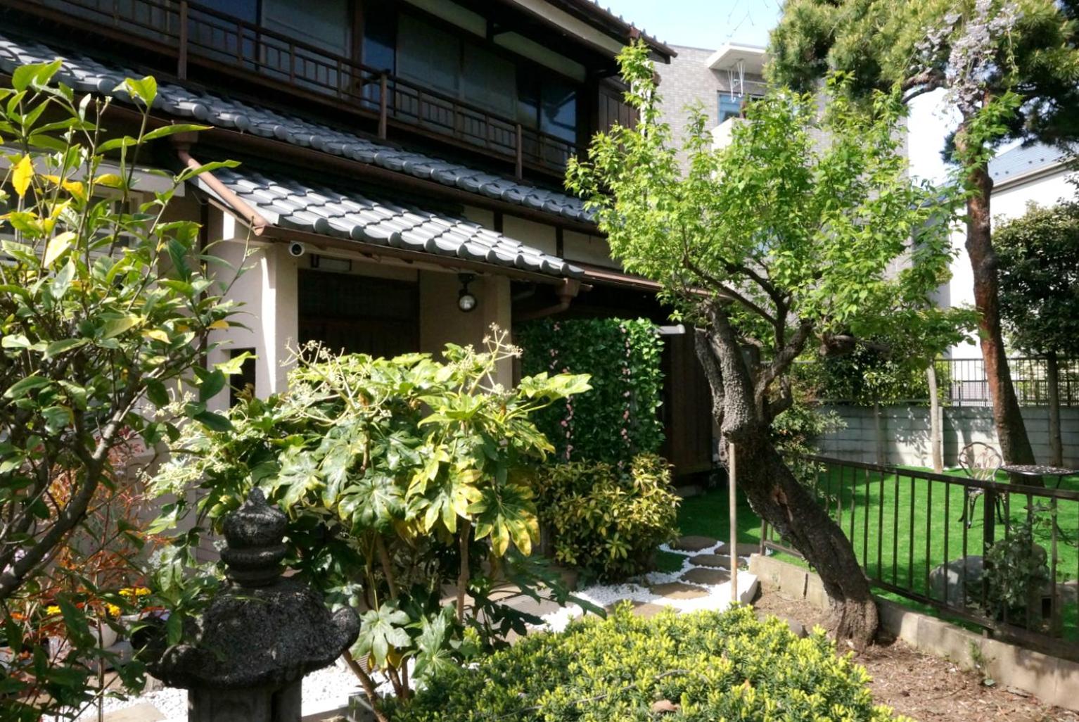 Family or Business Travel 20 percent OFF丨200 sqm 丨 14 min to Shinjuku 丨Century-Old Japanese Garden 丨3 Parking Spaces丨4 Bedrooms