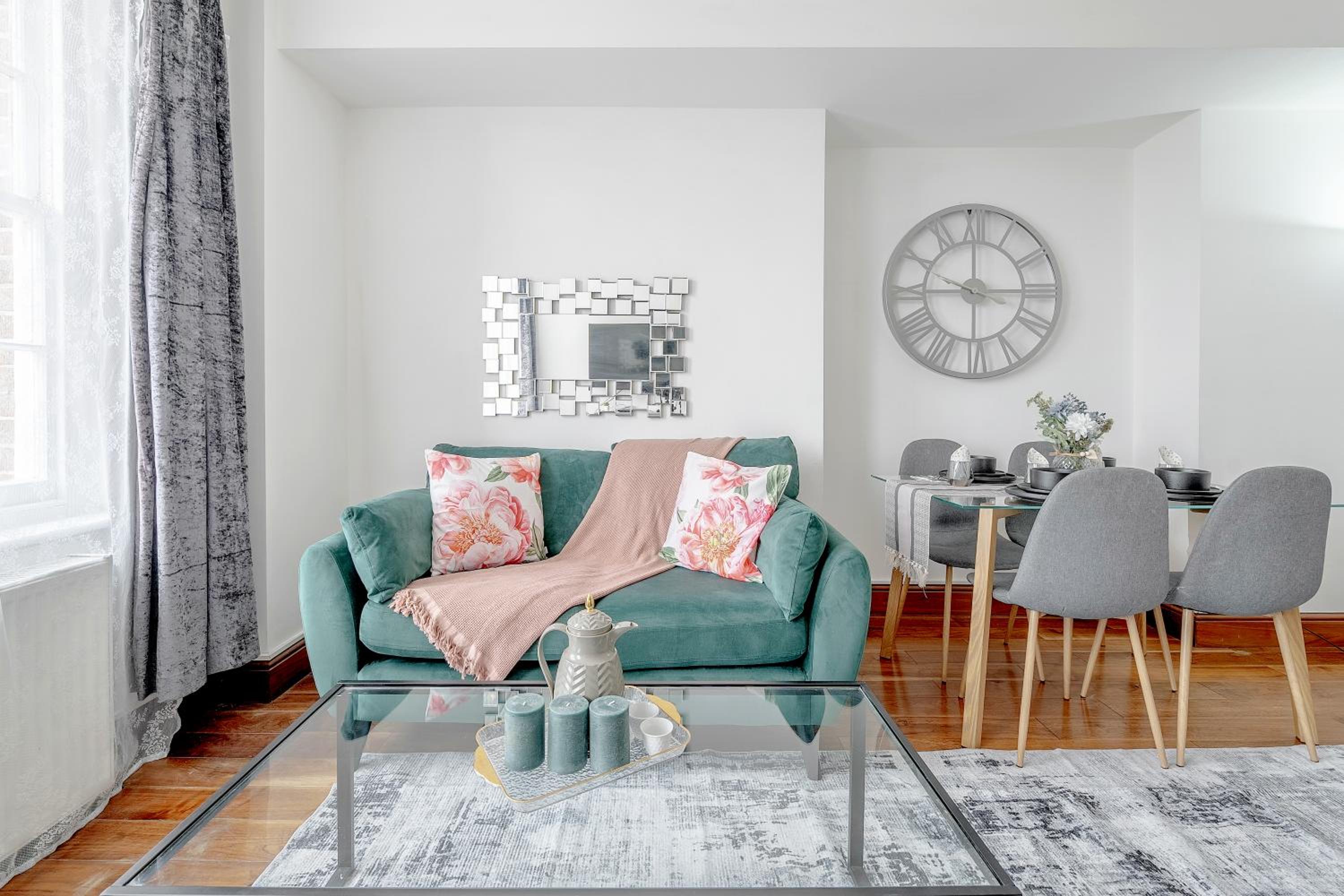 Stunning Flat Next To Hyde Park view 2