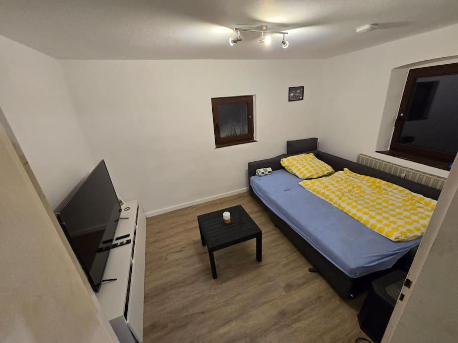 Nurburgring 2 Zimmer mit Kuche und Bad - Property Image 13