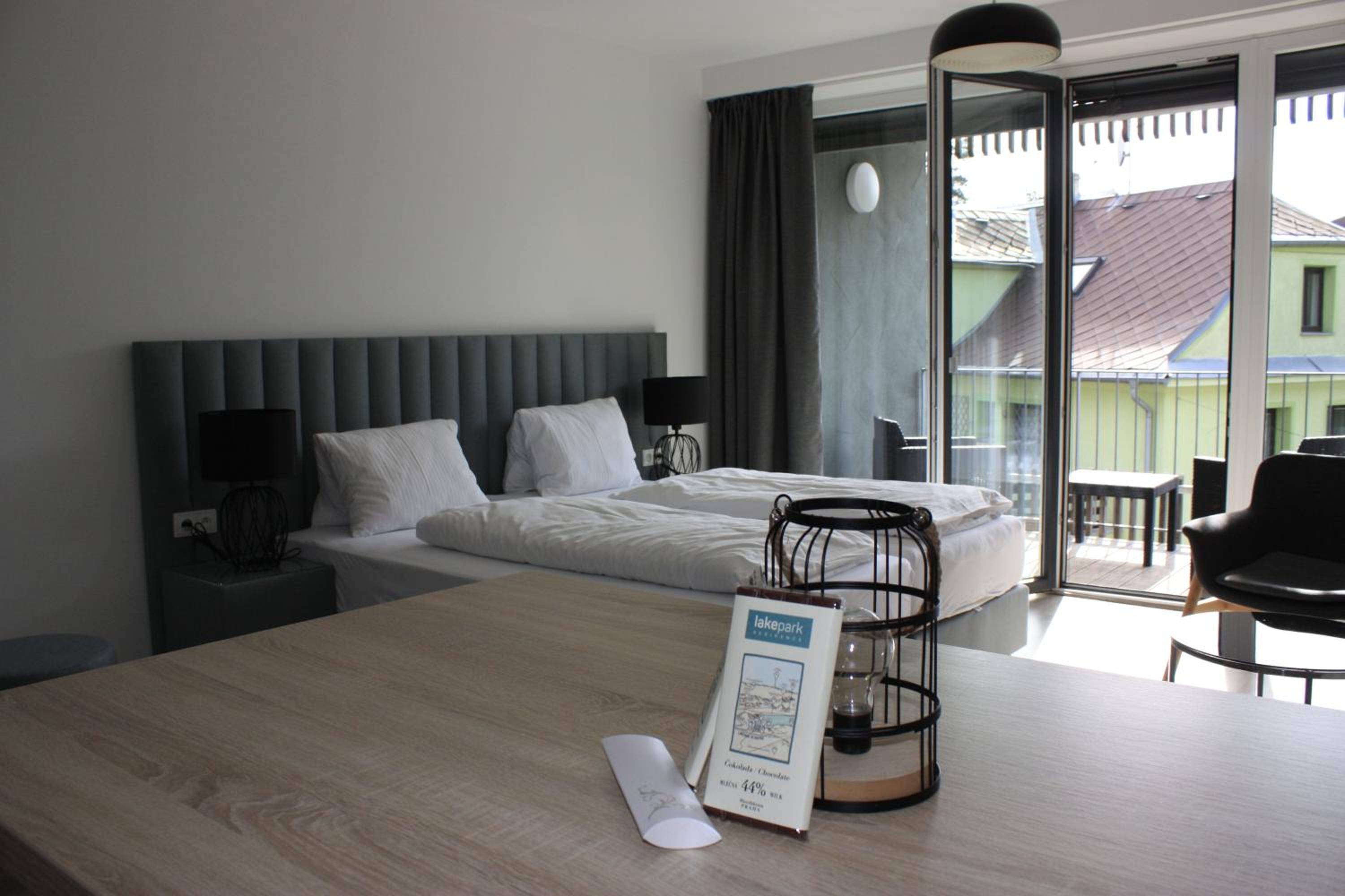 Lakepark Residence