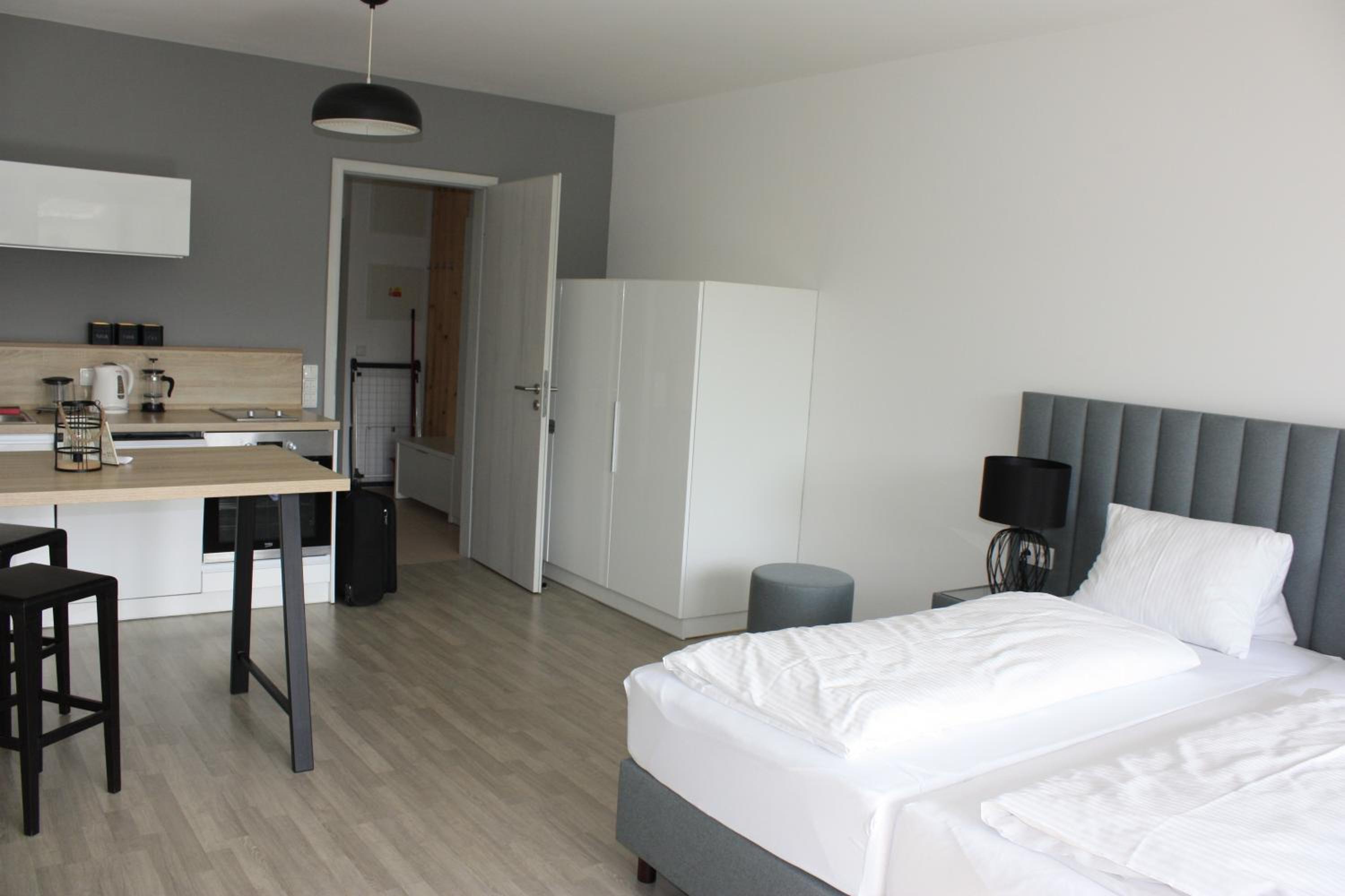 Lakepark Residence