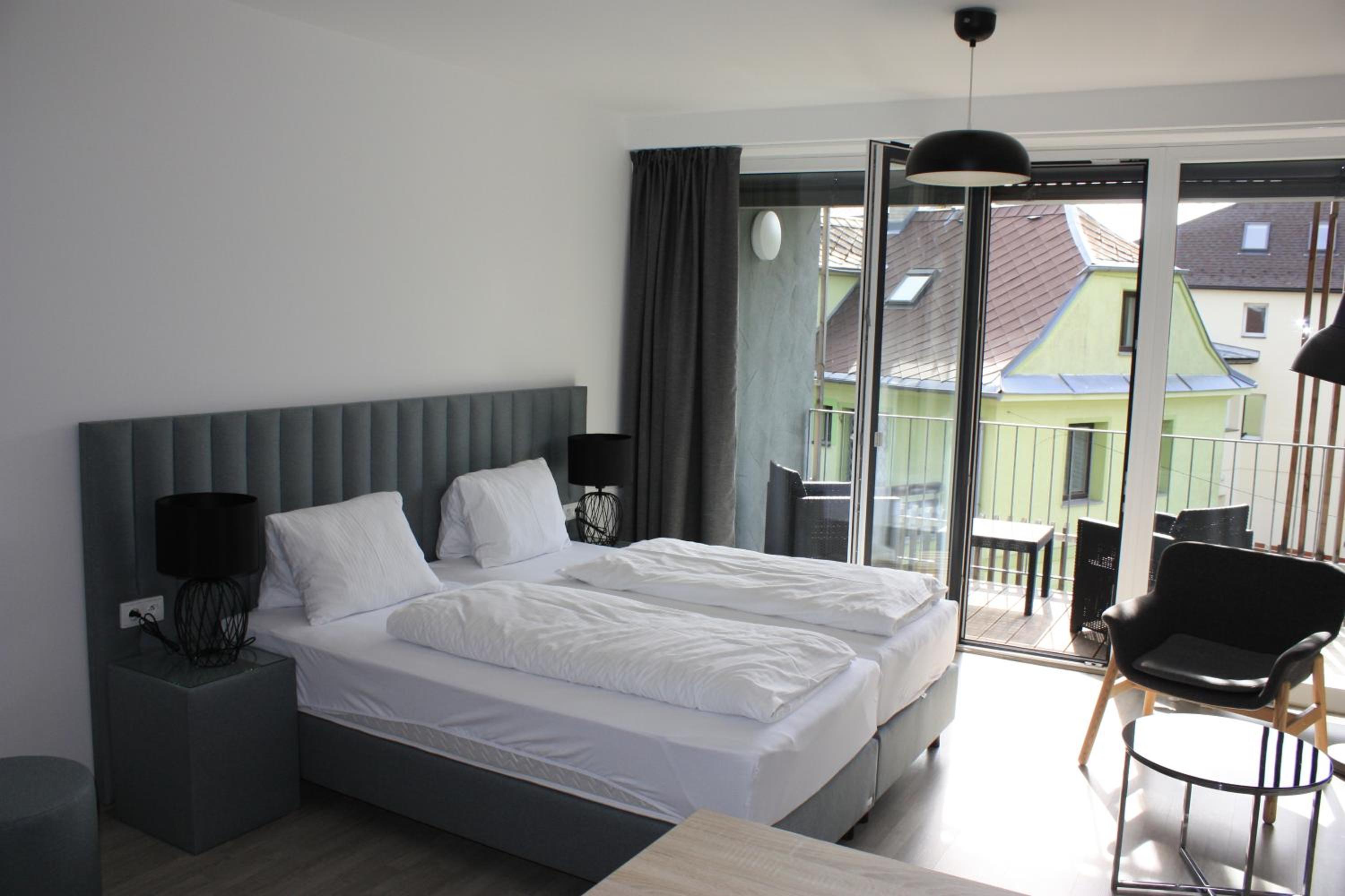 Lakepark Residence