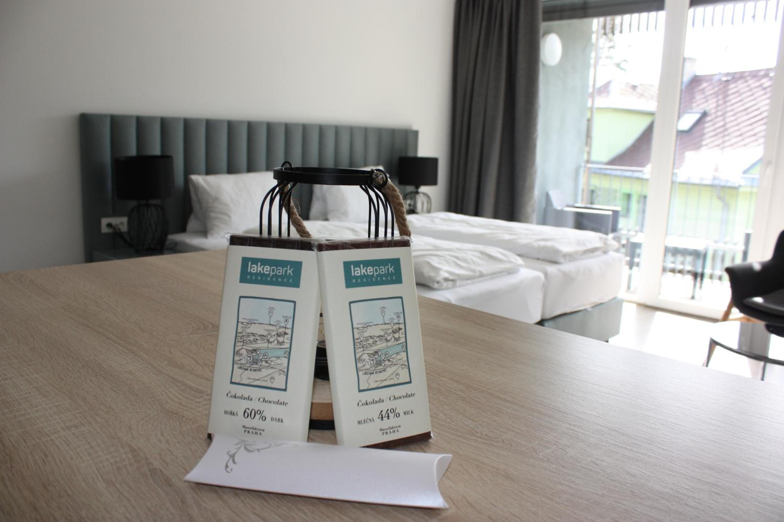 Lakepark Residence