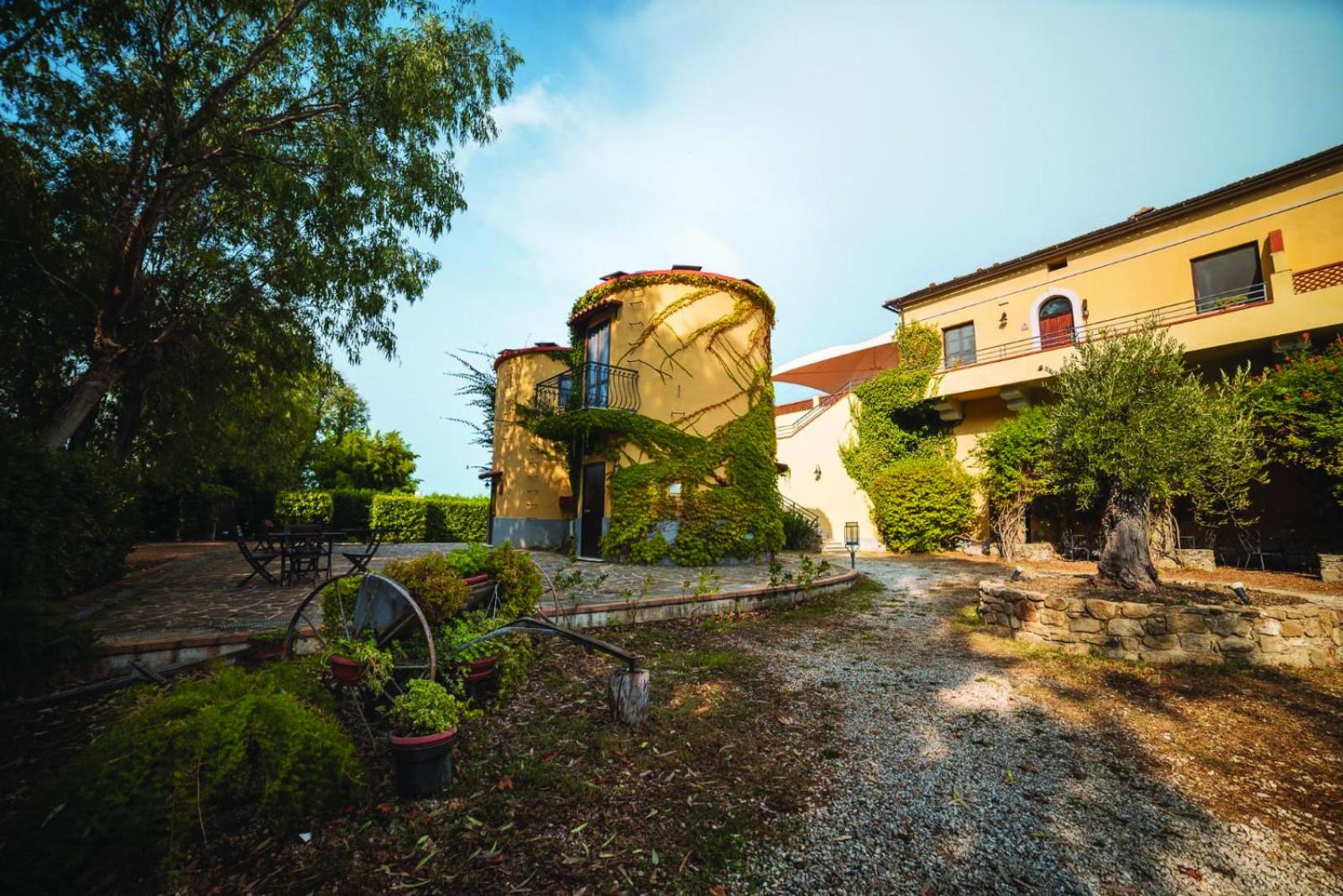 Agriturismo La Petrosa