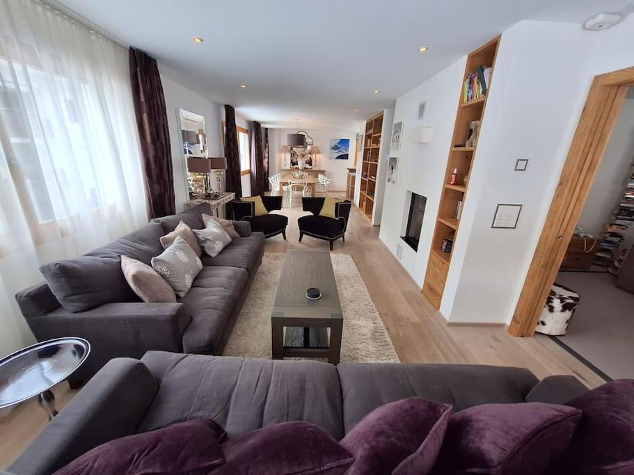 Spacious Family Apt Flims close to Lake Cauma
