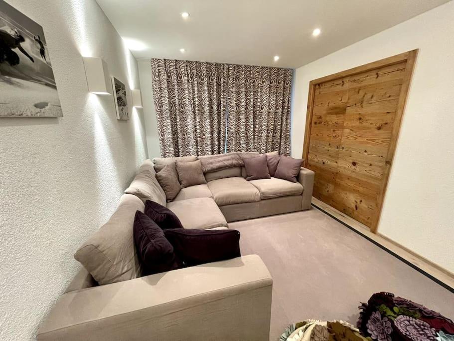 Spacious Family Apt Flims close to Lake Cauma