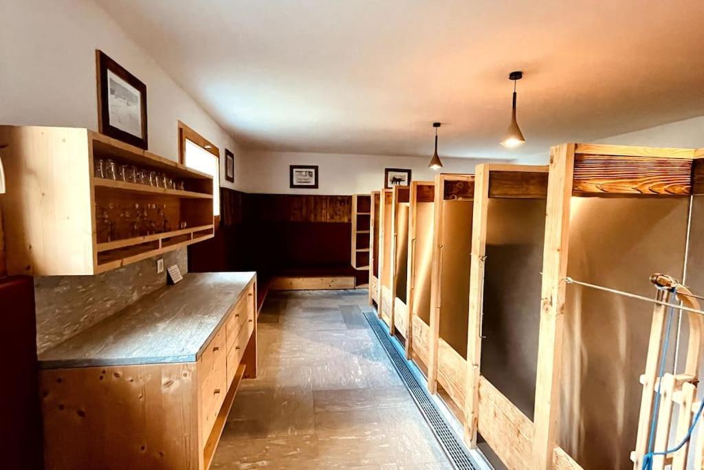 Spacious Family Apt Flims close to Lake Cauma