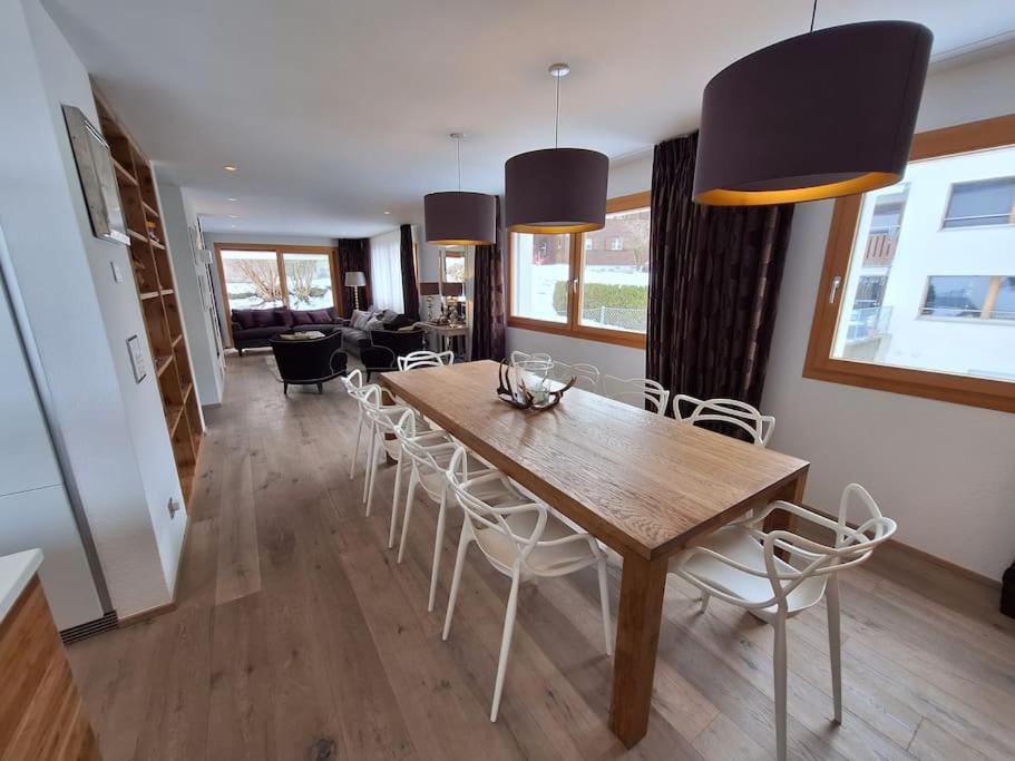 Spacious Family Apt Flims close to Lake Cauma