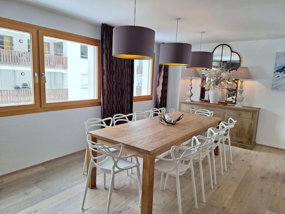 Spacious Family Apt Flims close to Lake Cauma