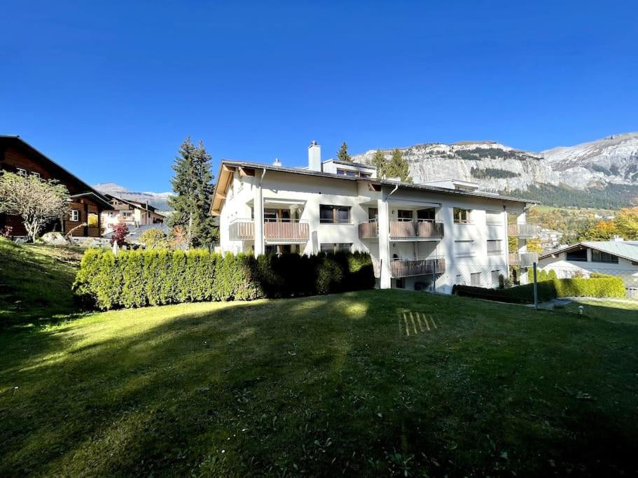 Spacious Family Apt Flims close to Lake Cauma