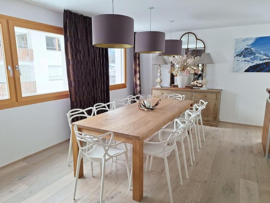 Spacious Family Apt Flims close to Lake Cauma