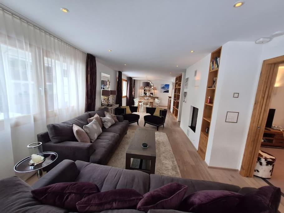 Spacious Family Apt Flims close to Lake Cauma