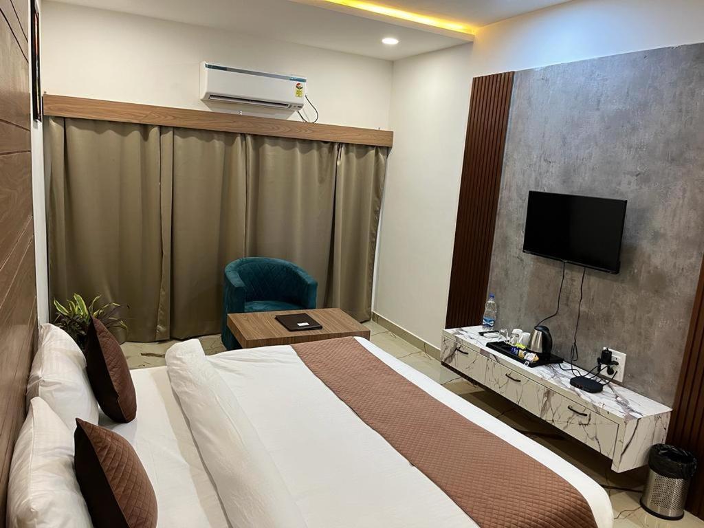 Hotel Eco Park Rewa