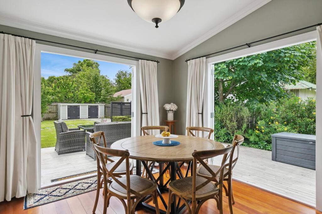Historic Charm in Greytown - Tranquil setting - walk to town view 4