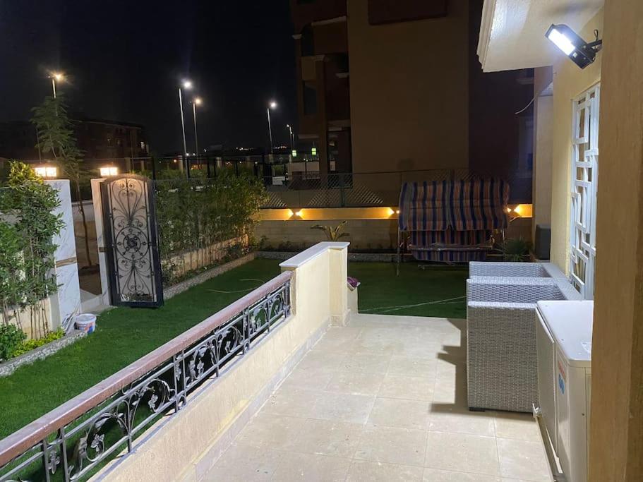 Apart with private garden in prime location