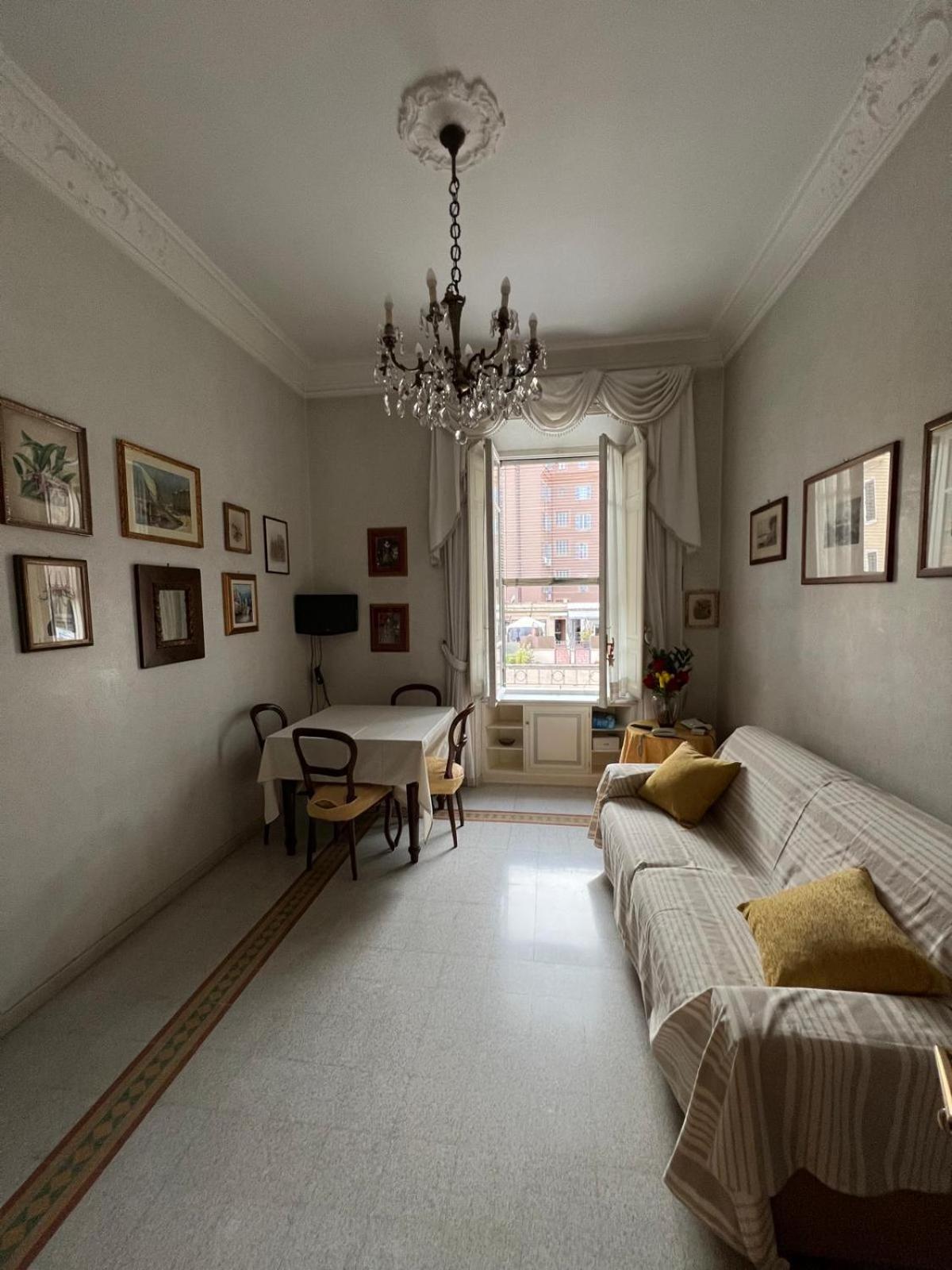 S.Pietro Elvira's retro apartment