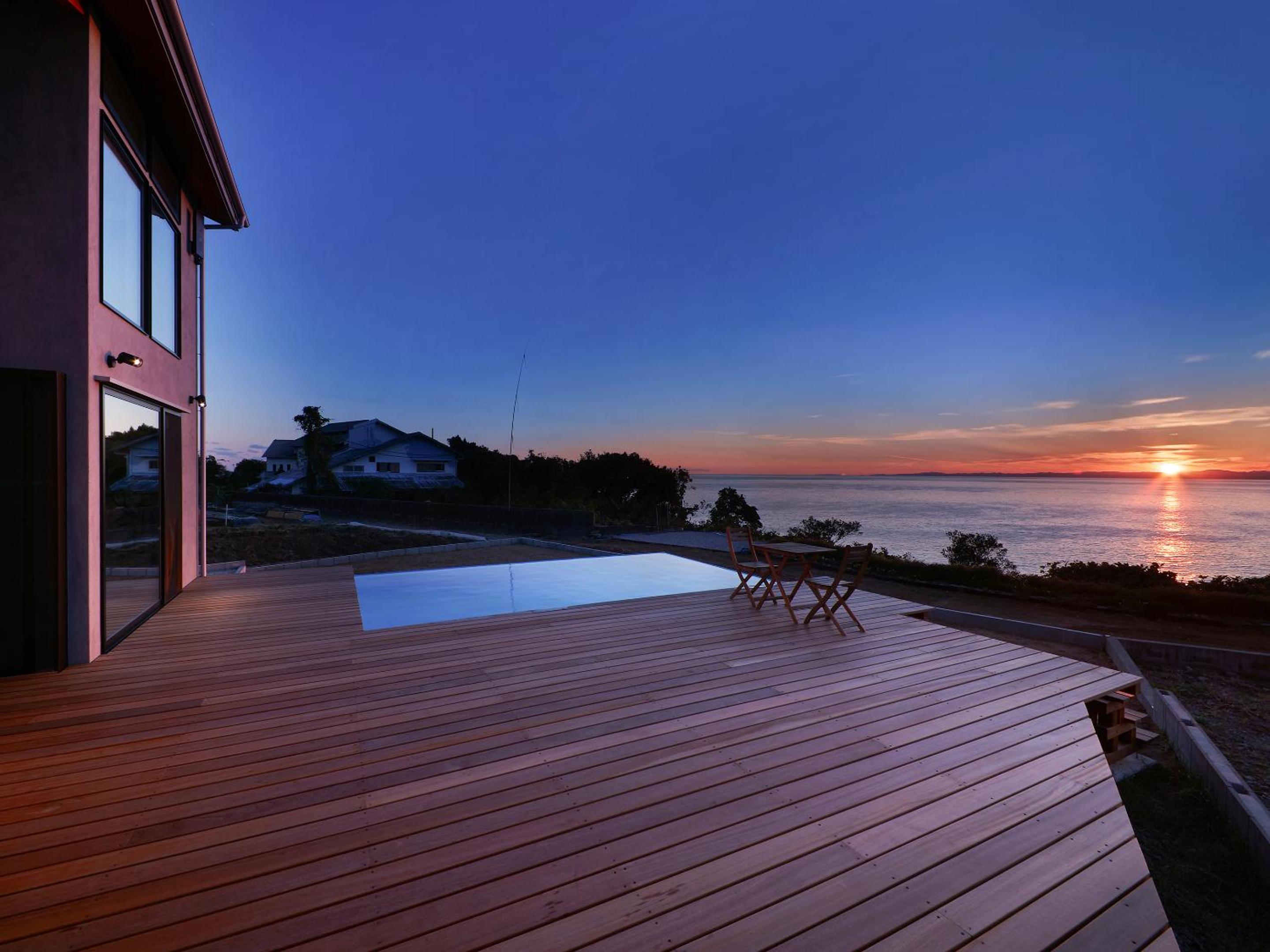 Private Villa with Pool and Sunset in Kochi view 5