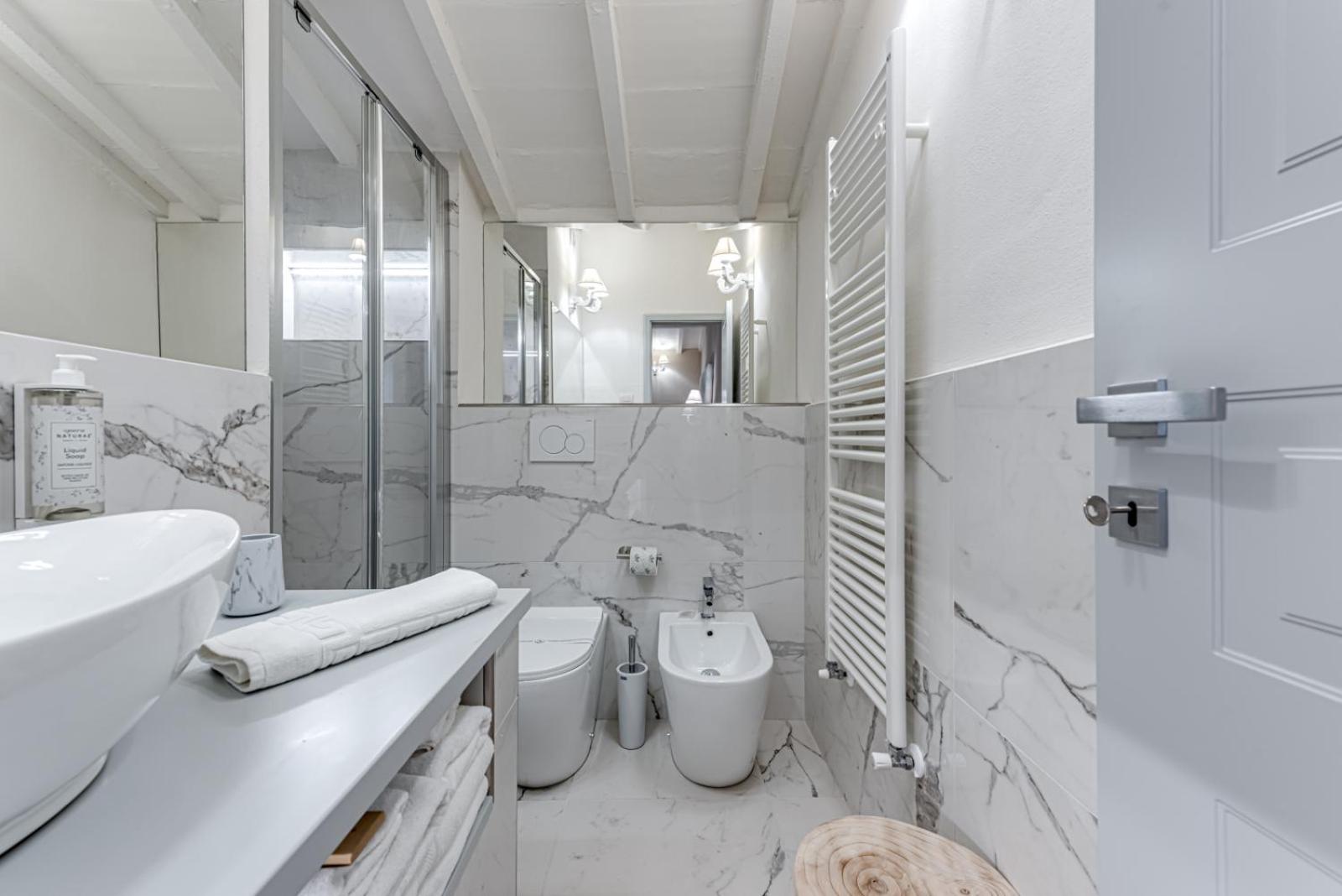 TORRE GIARDINO SEGRETO B&B- Borgo Capitano Collection - Albergo diffuso