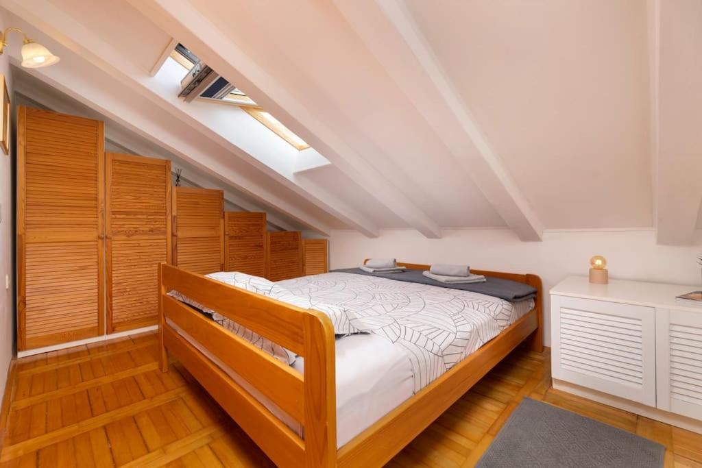 Apartment Olive with wonderful sea view - 500 m from beach photo 3