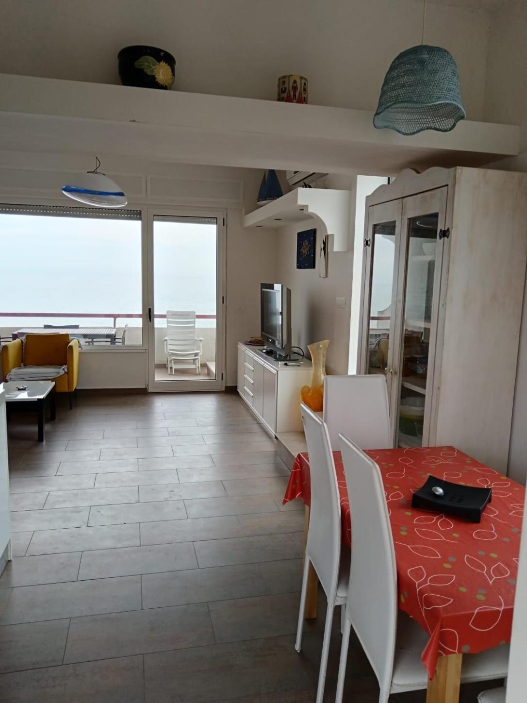 Sun Casa sul mare en Termoli — kitchen