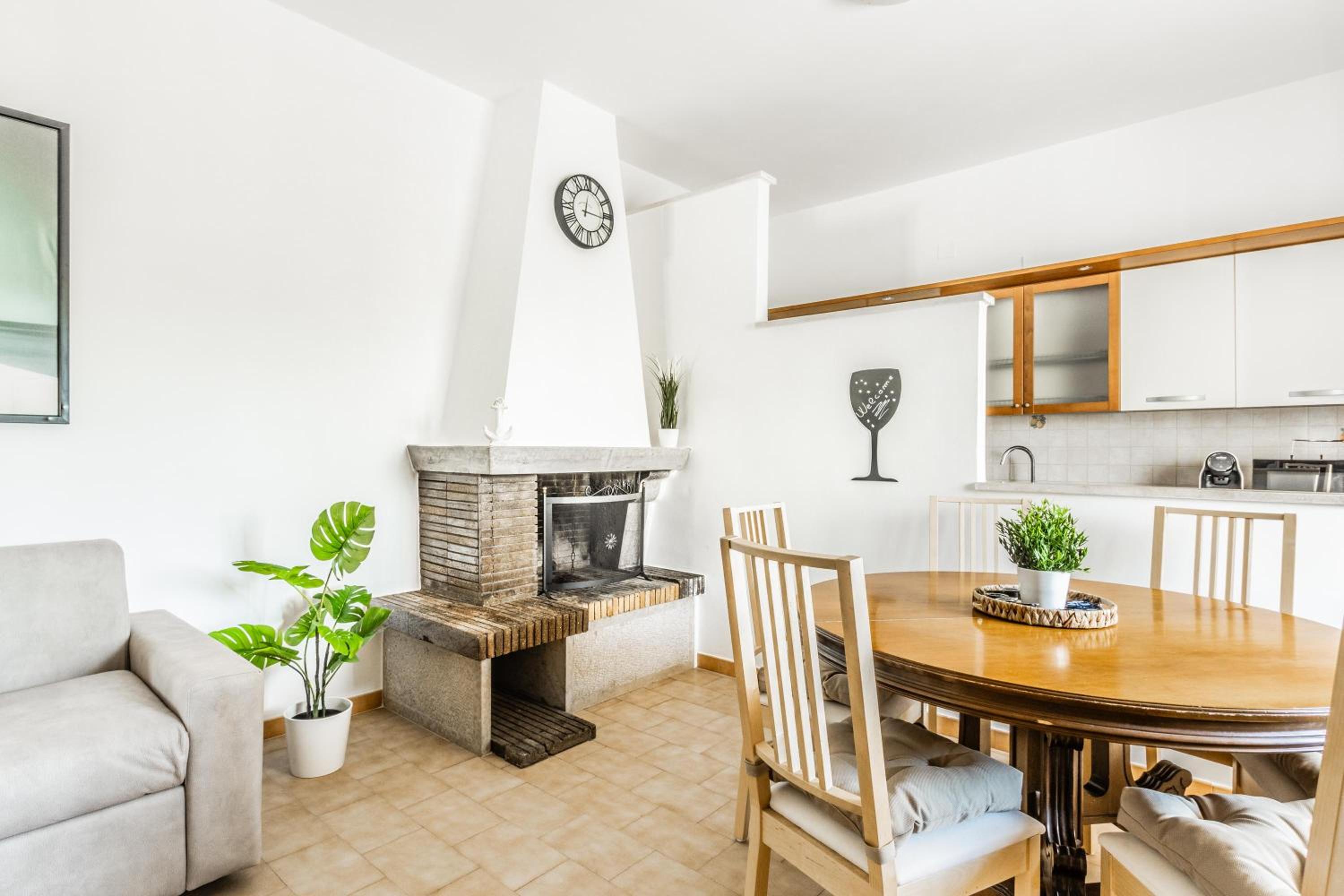 'Villa Venere Superior' 50mt Sea-Jacuzzi-Free Parking-Garden view 5